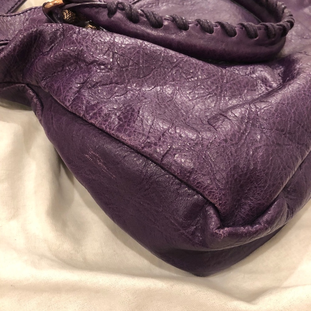 Balenciaga City Bag with Rose Gold Metal Buckles - Picture 4 of 4